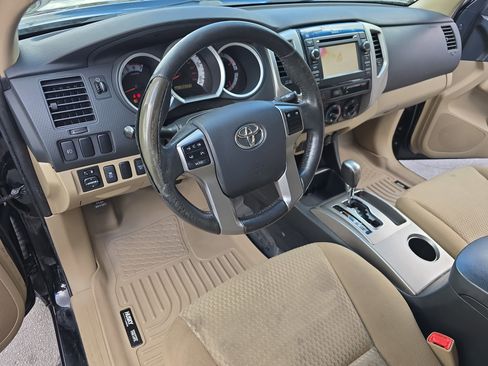 Used 2013 Toyota Tacoma 4x4 Double Cab w/ SR5 Pkg image 17