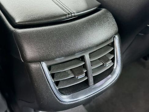 Used 2024 Chevrolet Malibu LT FWD image 30