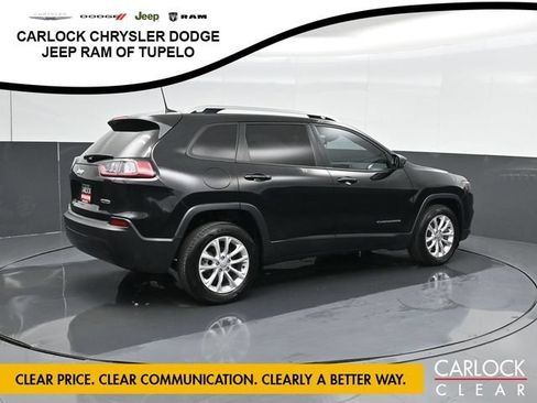 Used 2021 Jeep Cherokee Latitude FWD image 3