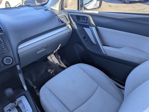 Used 2015 Subaru Forester 2.5i w/ Alloy Wheel Package image 17