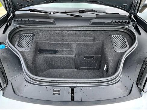 Used 2025 Porsche Macan 4 Electric AWD/4WD image 13