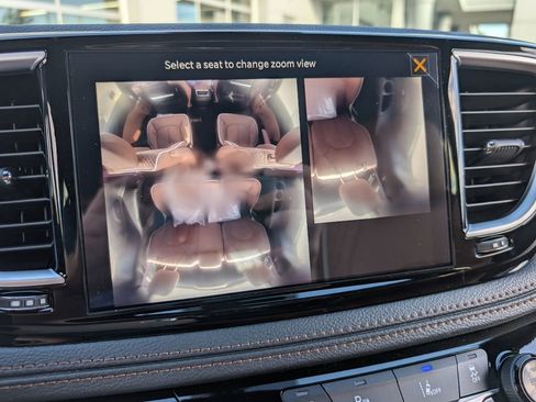 New 2026 Chrysler Pacifica Pinnacle w/ Trailer Tow Group image 30