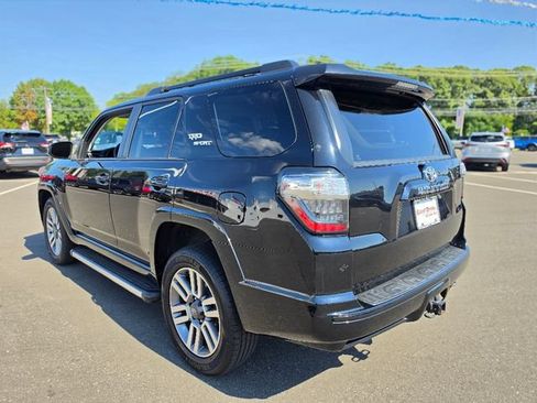 Used 2022 Toyota 4Runner TRD Sport AWD/4WD image 5