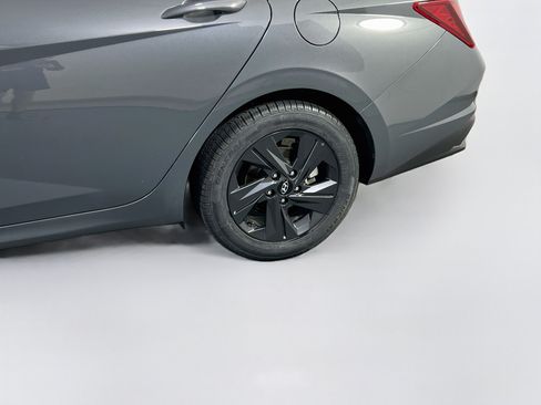Used 2023 Hyundai Elantra SEL FWD image 28