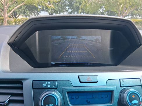 Used 2011 Honda Odyssey EX-L image 22
