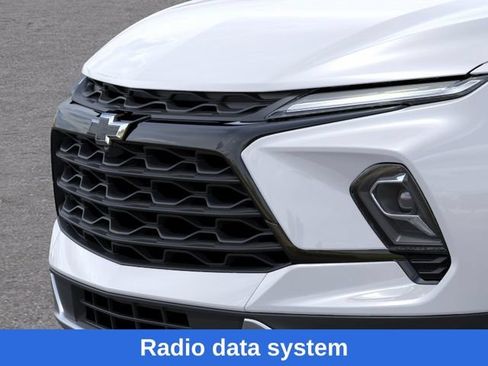 New 2026 Chevrolet Blazer LT w/ Convenience Package FWD image 14