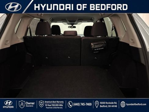 Used 2024 Nissan Rogue SV AWD/4WD image 13