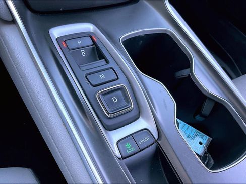 Used 2020 Honda Accord Touring image 32