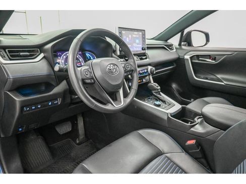 Used 2022 Toyota RAV4 XSE image 30
