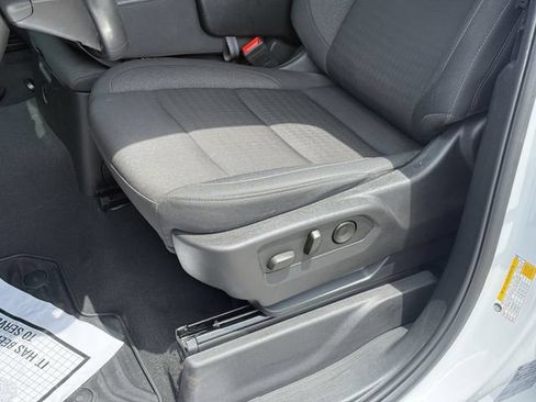 Used 2025 GMC Sierra 1500 SLE RWD image 15