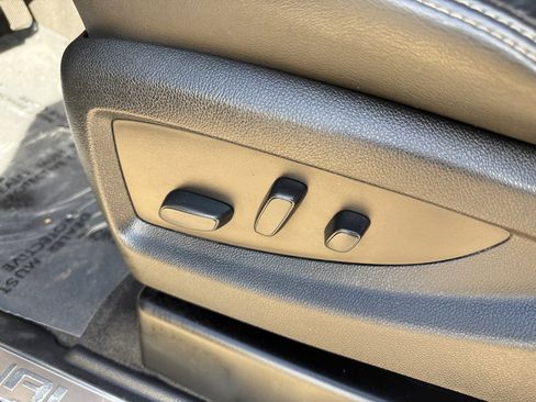 Used 2019 GMC Sierra 2500 Denali w/ Duramax Plus Package image 13