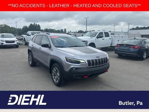 Used 2022 Jeep Cherokee Trailhawk w/ Premium Leather Package AWD/4WD image 1
