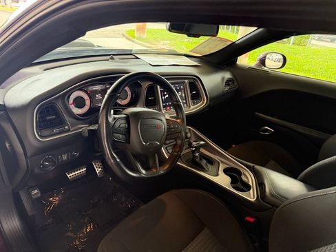Used 2021 Dodge Challenger R/T Scat Pack RWD image 7