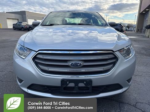 Used 2018 Ford Taurus SEL w/ Equipment Group 201A image 7