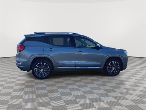 Used 2019 GMC Terrain Denali w/ Advanced Safety Package image 9