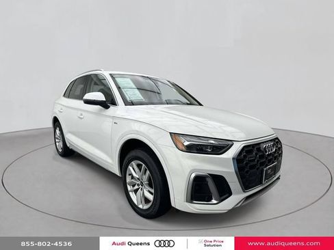 Certified 2023 Audi Q5 2.0T Premium w/ Convenience Package AWD/4WD image 5