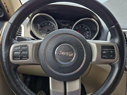 Used 2012 Jeep Grand Cherokee Limited AWD/4WD image 14