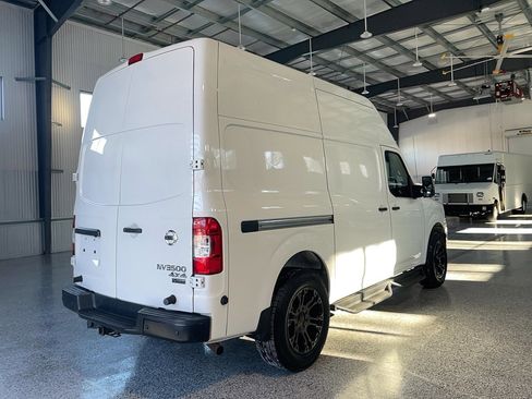 Used 2020 Nissan NV 3500 SV w/ Navigation Package image 22
