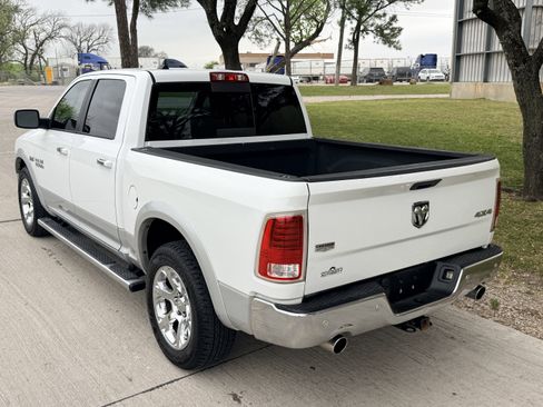 Used 2015 RAM 1500 Laramie w/ Convenience Group image 13