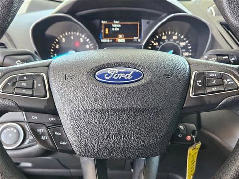 Used 2018 Ford Escape SE w/ SE Sync 3 Package image 12