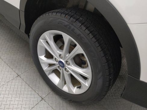 Used 2019 Ford Escape SE FWD image 31