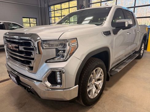 Used 2020 GMC Sierra 1500 SLT w/ SLT Premium Package AWD/4WD image 4