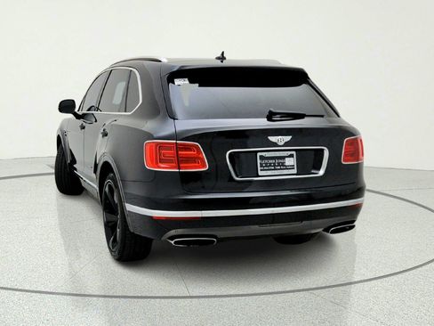 Used 2017 Bentley Bentayga AWD/4WD image 11