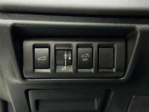 Certified 2023 Subaru Outback Touring XT image 6