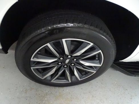 Used 2023 Cadillac Escalade Sport Platinum AWD/4WD image 30