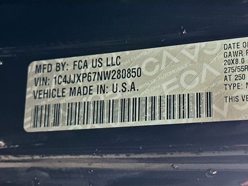 Used 2022 Jeep Wrangler Sahara image 12