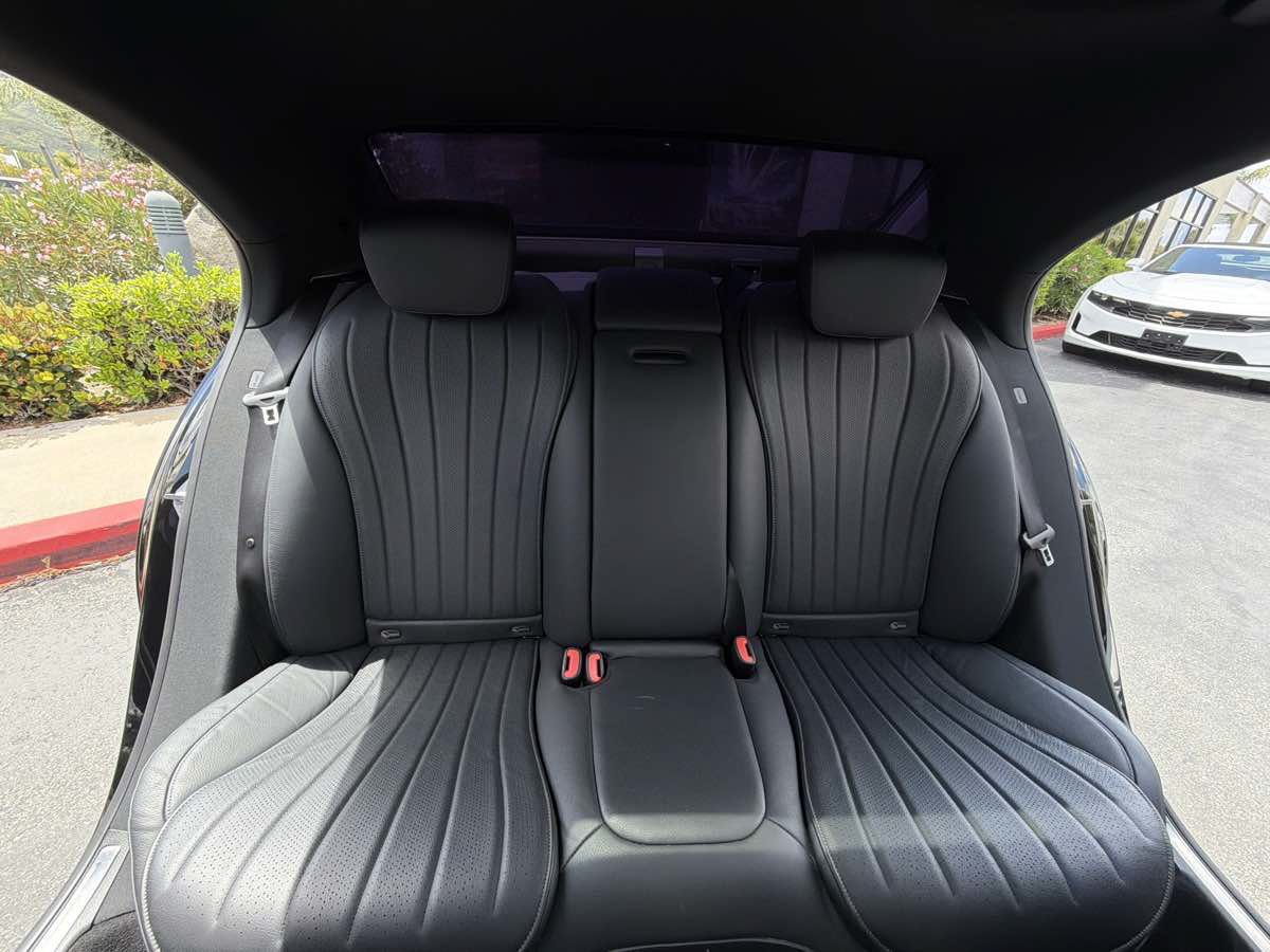 Used 2023 Mercedes-Benz S 500 4MATIC w/ AMG Line image 26