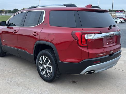 Used 2023 GMC Acadia SLE w/ Driver Convenience Package image 7