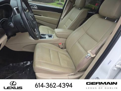 Used 2018 Jeep Grand Cherokee Limited w/ Trailer Tow Group IV image 38