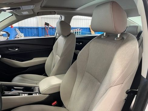 Used 2023 Honda Accord EX image 25