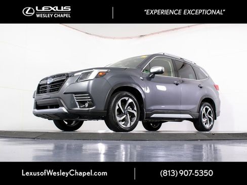 Used 2022 Subaru Forester Touring AWD/4WD image 12