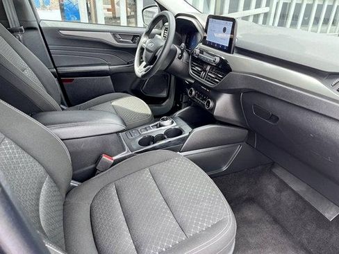 Used 2025 Ford Escape Active FWD image 11