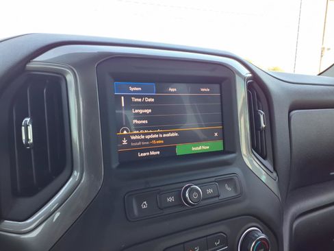 Used 2025 Chevrolet Silverado 1500 Custom AWD/4WD image 5