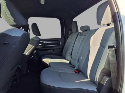 Used 2024 RAM 2500 Big Horn image 23