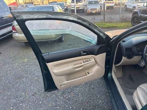 Used 2000 Volkswagen Jetta GLS image 9