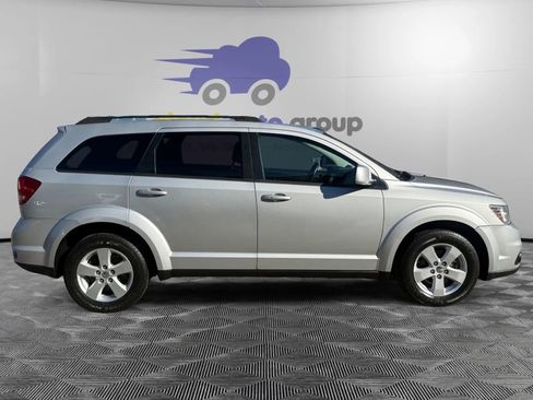 Used 2012 Dodge Journey SXT w/ Safe & Sound Pkg image 6