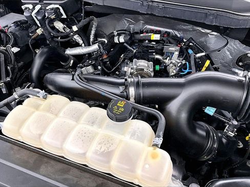 Used 2023 Ford F150 Lariat w/ Equipment Group 502A High image 35