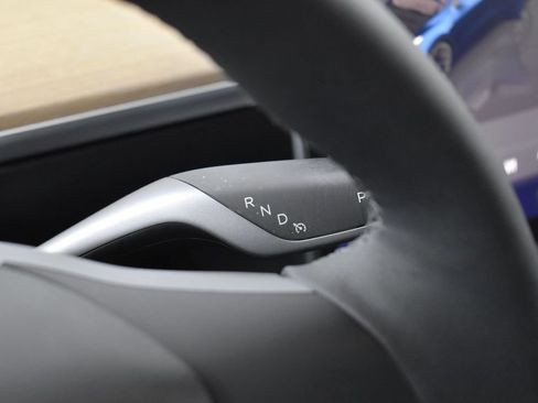 Used 2023 Tesla Model Y Long Range AWD/4WD image 13