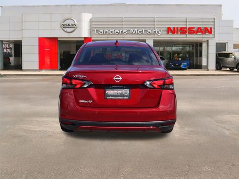 New 2025 Nissan Versa SV w/ Trunk Package image 4