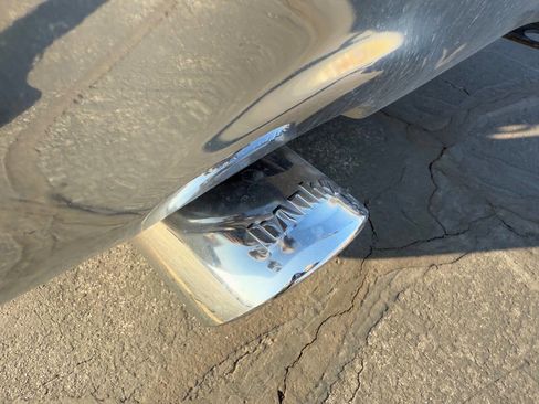 Used 2017 RAM 1500 Laramie w/ Convenience Group image 17