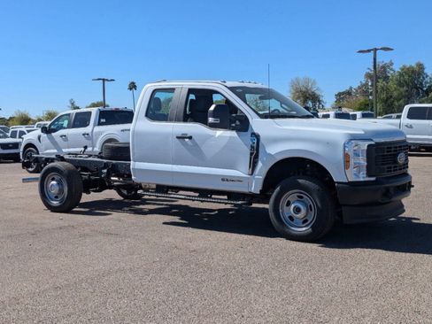New 2024 Ford F350 XL image 9