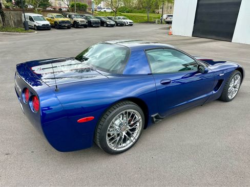 Used 2004 Chevrolet Corvette Z06 w/ Z06 Preferred Equipment Group image 5