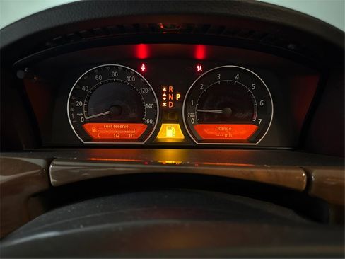 Used 2008 BMW 750Li image 19