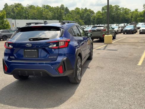Certified 2024 Subaru Crosstrek 2.0i Premium AWD/4WD image 7