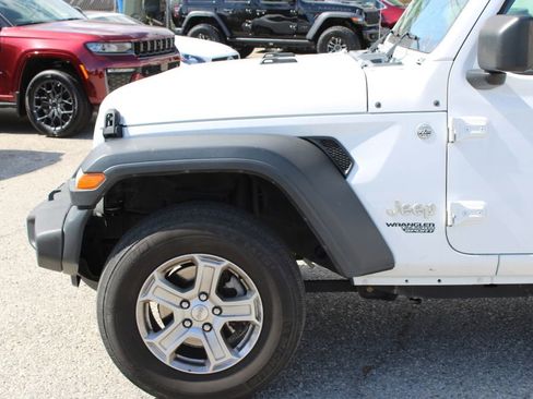 Used 2020 Jeep Wrangler Unlimited Sport S AWD/4WD image 7