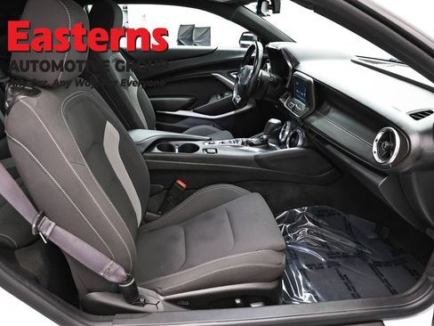 Used 2018 Chevrolet Camaro LT RWD image 39